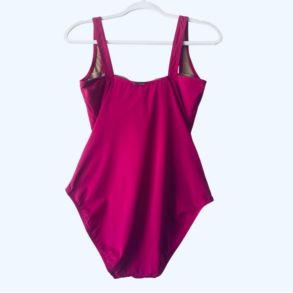 Calvin Klein One-Piece Swimsuit Women Size 8 Pink Beach Vacation Summer - Picture 3 of 11